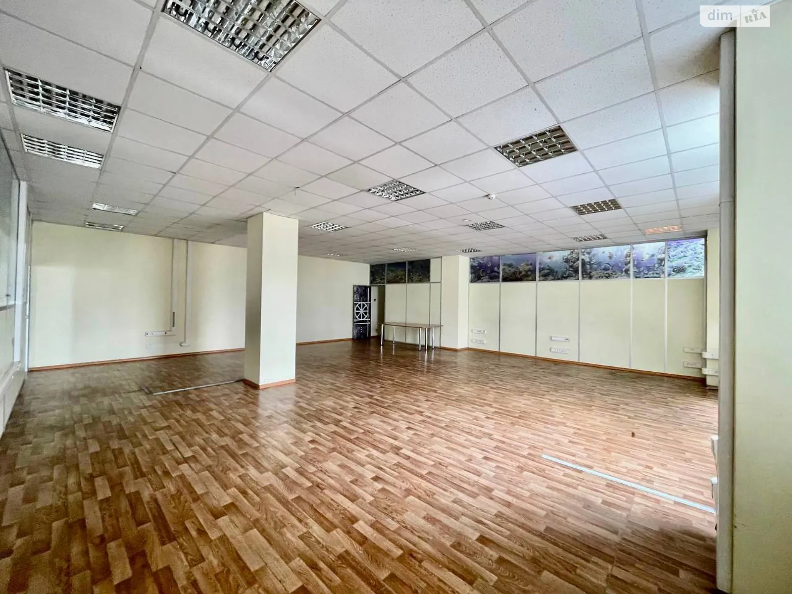 Сдается в аренду офис 486 кв. м в бизнес-центре, цена: 121500 грн - фото 1