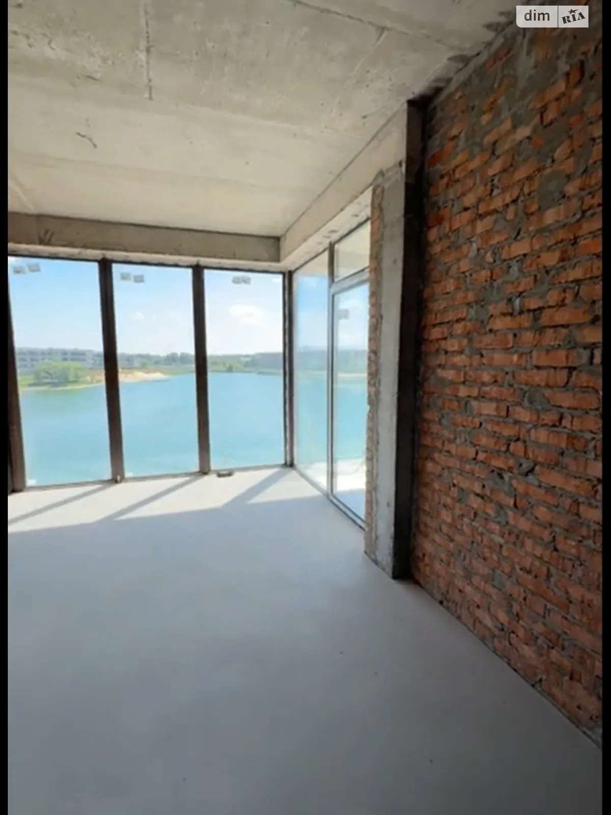 Продається 2-кімнатна квартира 93 кв. м у Підгірцях, вул. Київська, 1 - фото 1