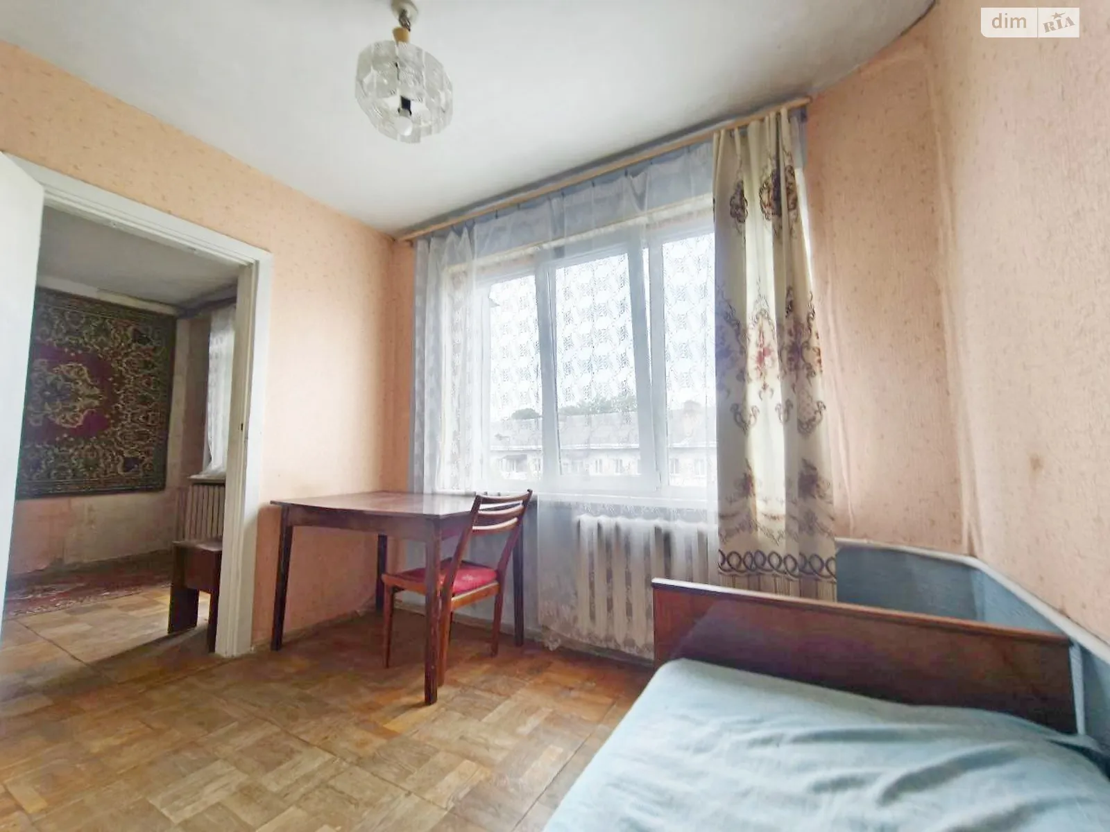 Продается 4-комнатная квартира 60.4 кв. м в Чернигове, ул. Летная, 1 - фото 1