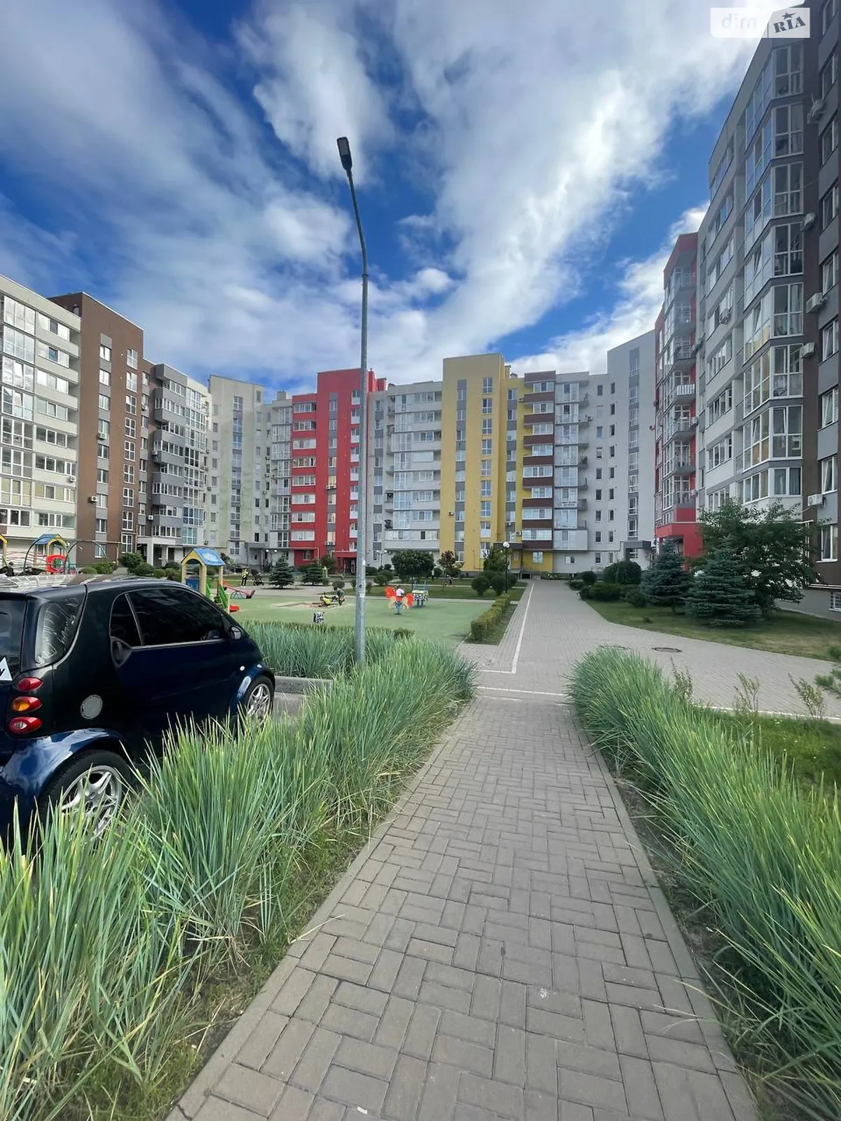 Продается 2-комнатная квартира 58.8 кв. м в Буче, ул. Бориса Гмыри - фото 1