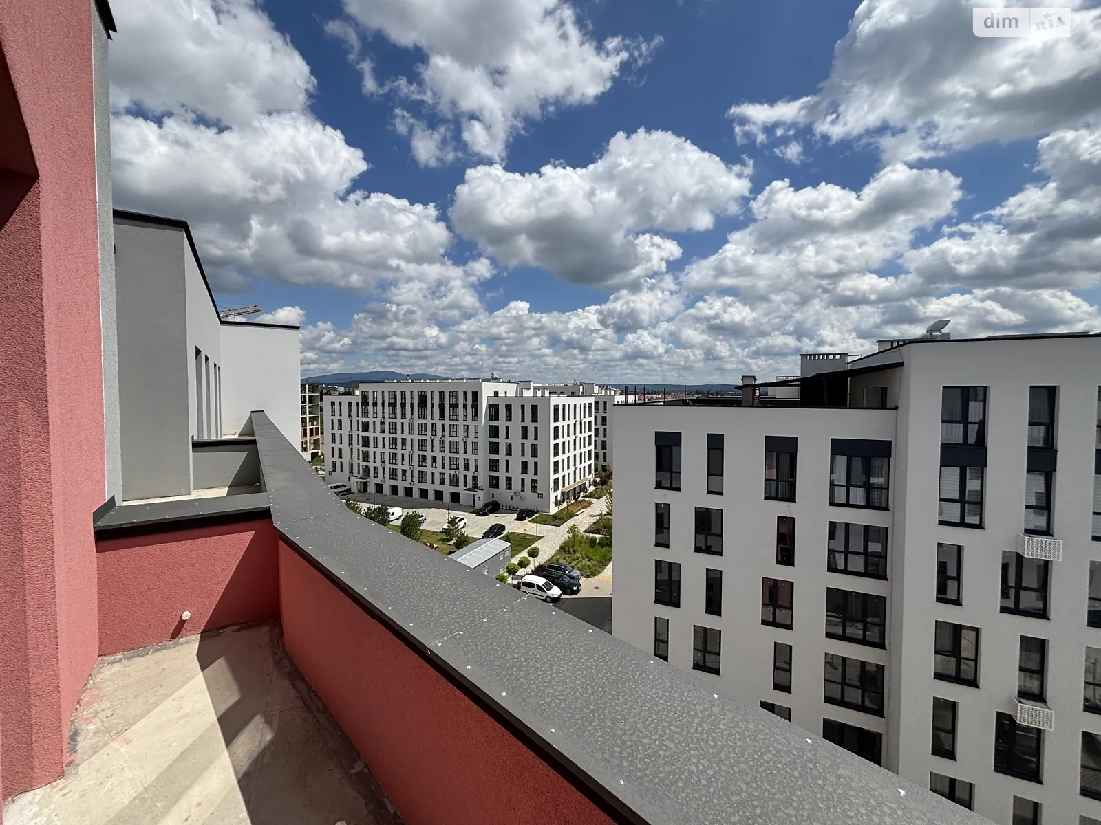 Продається 1-кімнатна квартира 56 кв. м у Минаї, вул. Августина Волошина, 18 - фото 1