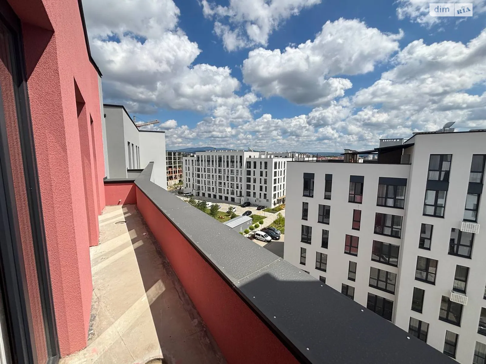 Продається 1-кімнатна квартира 55 кв. м у Минаї, вул. Августина Волошина, 18 - фото 1