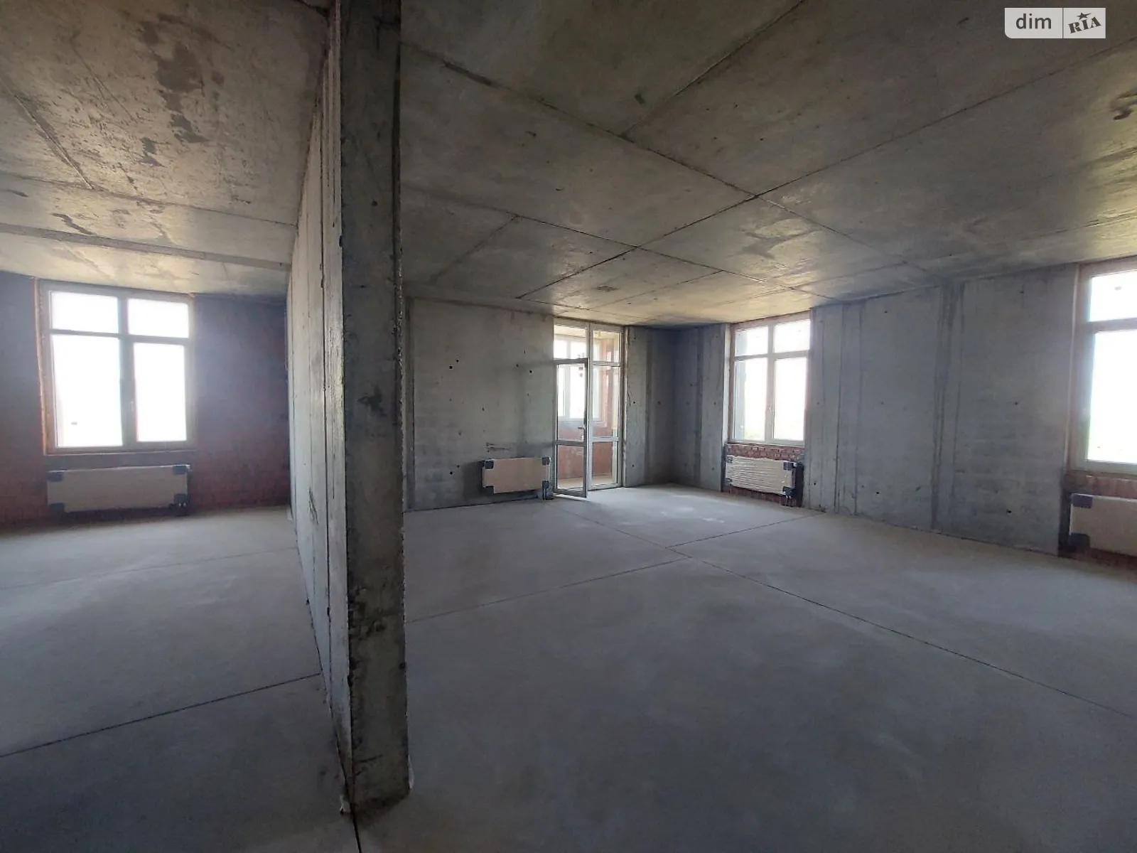 Продається 3-кімнатна квартира 117 кв. м у Одесі, просп. Шевченка, 31 - фото 1