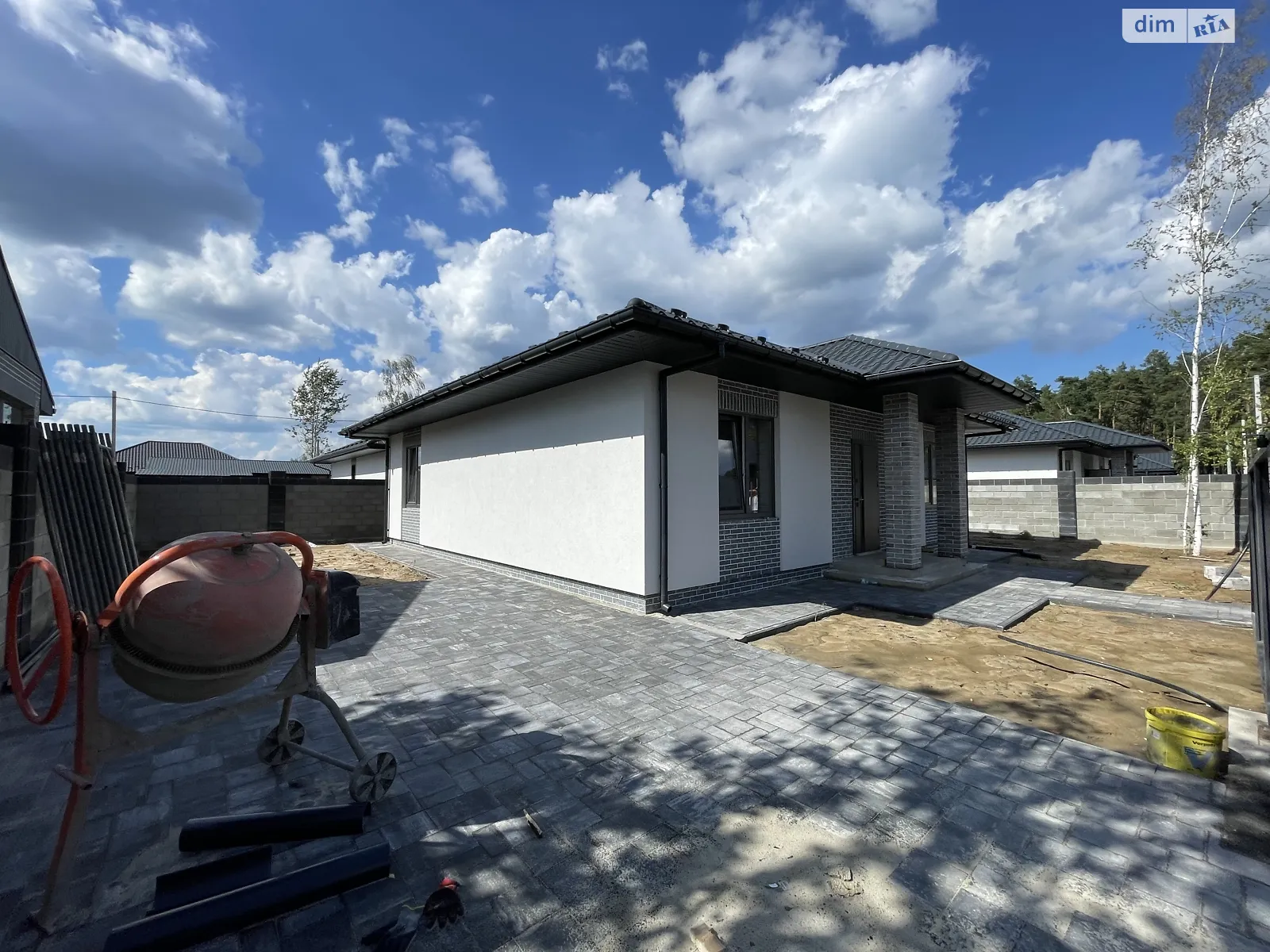 Продается одноэтажный дом 97 кв. м с подвалом, цена: 84000 $ - фото 1