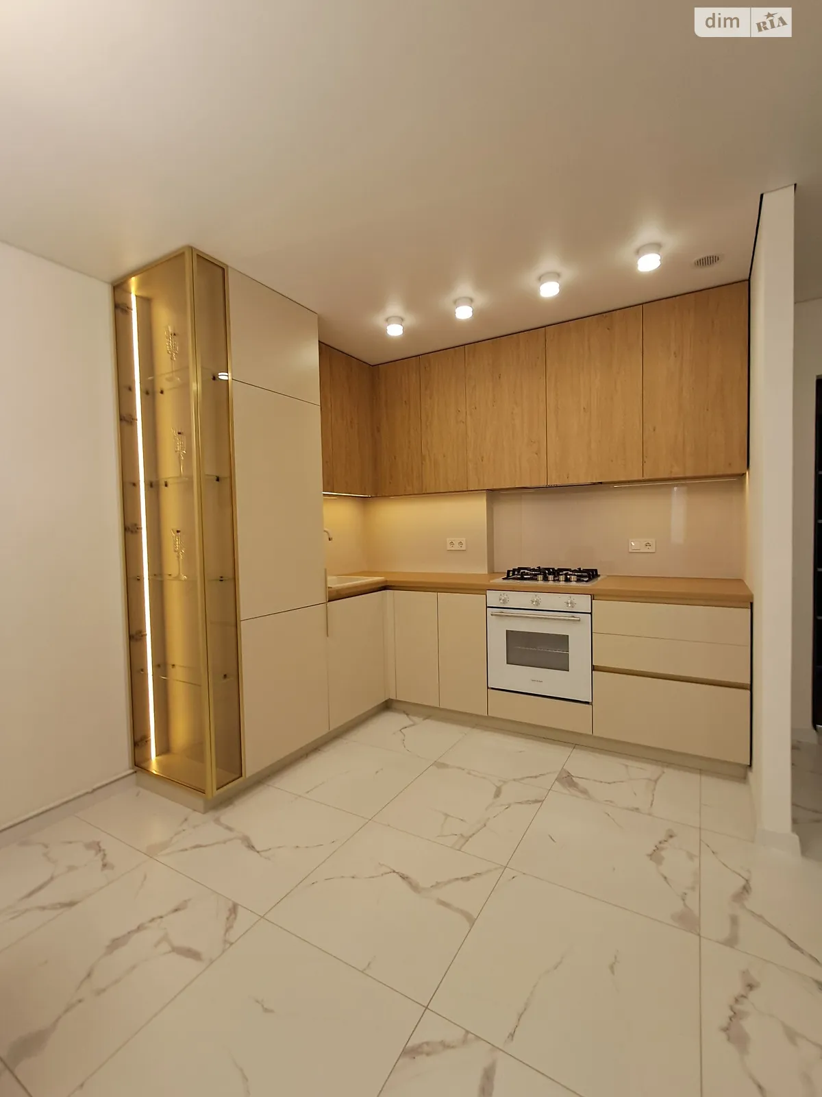 2-комнатная квартира 56 кв. м в Тернополе, ул. Смакулы - фото 1