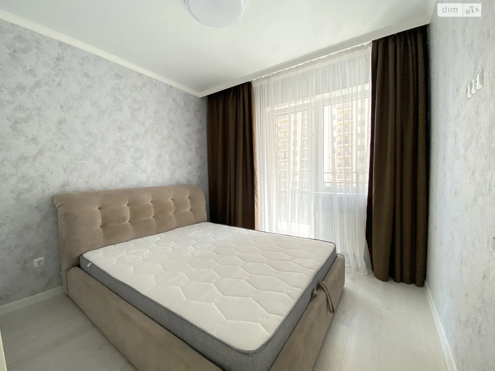 Продается 2-комнатная квартира 42 кв. м в Лиманке, ул. Жемчужная, 10 - фото 1