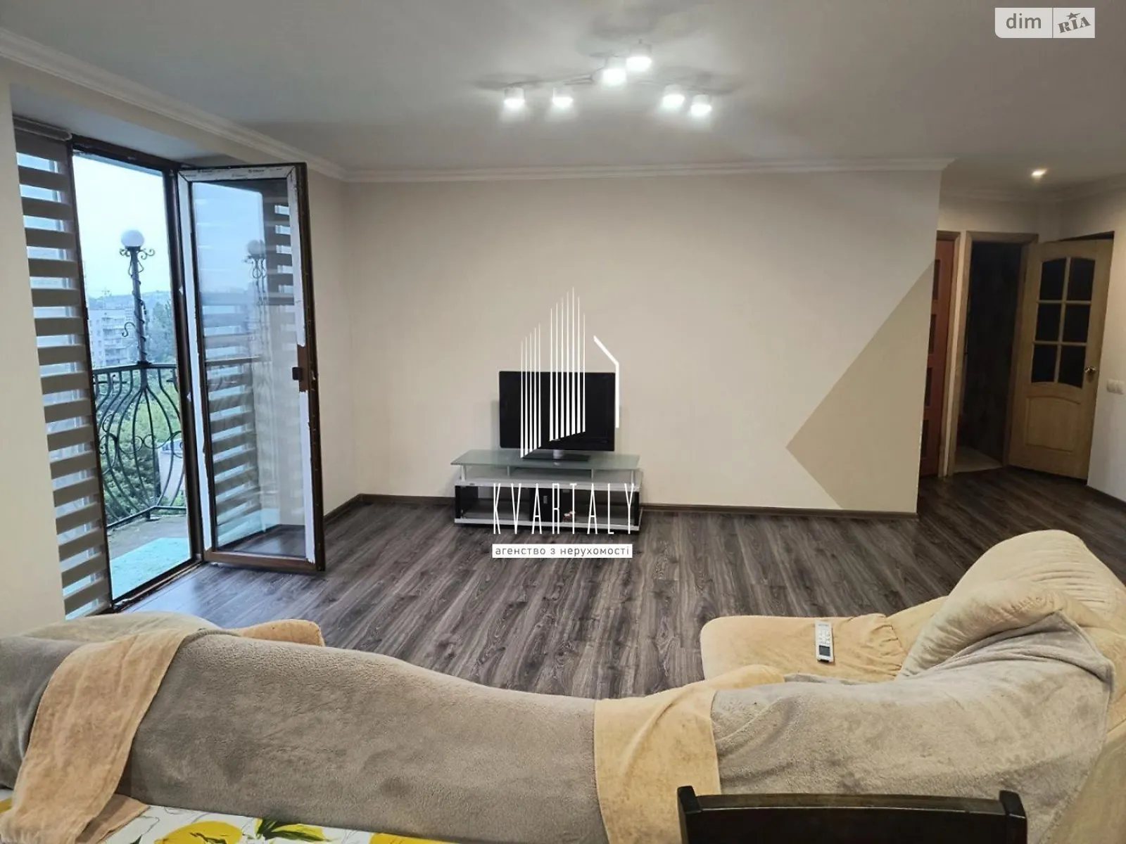 Здається в оренду 3-кімнатна квартира 72 кв. м у Києві, Стратегічне шосе, 17 - фото 1