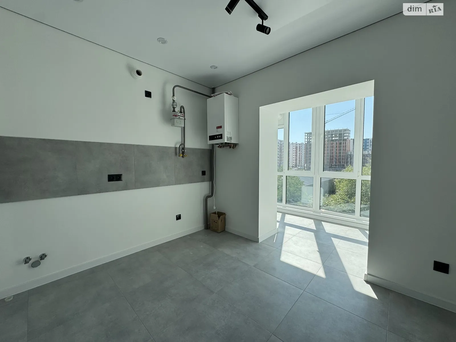 Продается 1-комнатная квартира 38 кв. м в Криховцах, ул. Довженко А., 31В корпус 1 - фото 1