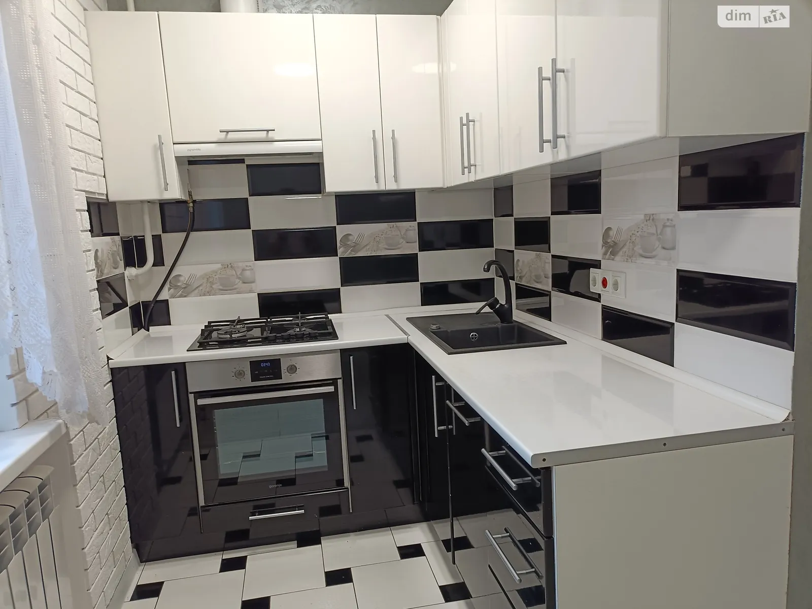 Продается 2-комнатная квартира 36 кв. м в Виннице, ул. Николая Зерова - фото 1