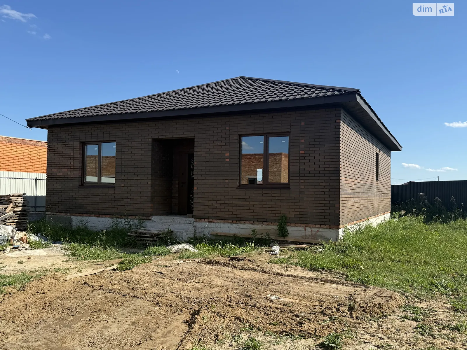 Продается одноэтажный дом 105 кв. м с верандой, цена: 72000 $ - фото 1