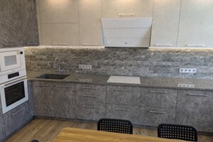 Продажа квартиры, Киев, р‑н. Черная Гора, ст.м. Зверинецкая(Дружбы народов), Кахи Бендукидзе улица, дом 2