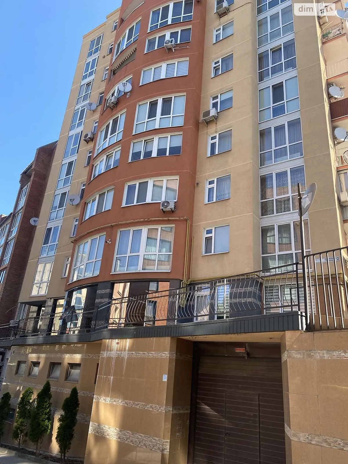 3-кімнатна квартира 85 кв. м у Тернополі, вул. Барвінських Родини - фото 1