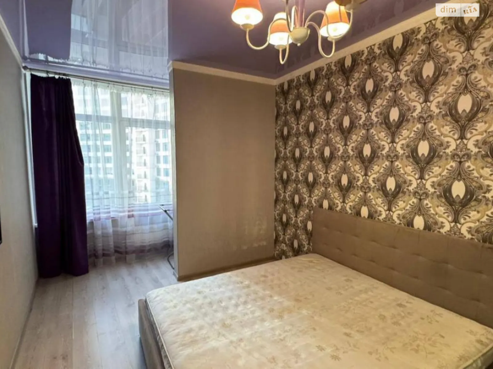 Продается 1-комнатная квартира 37 кв. м в Одессе, ул. Валерия Самофалова, 16А/2 - фото 1