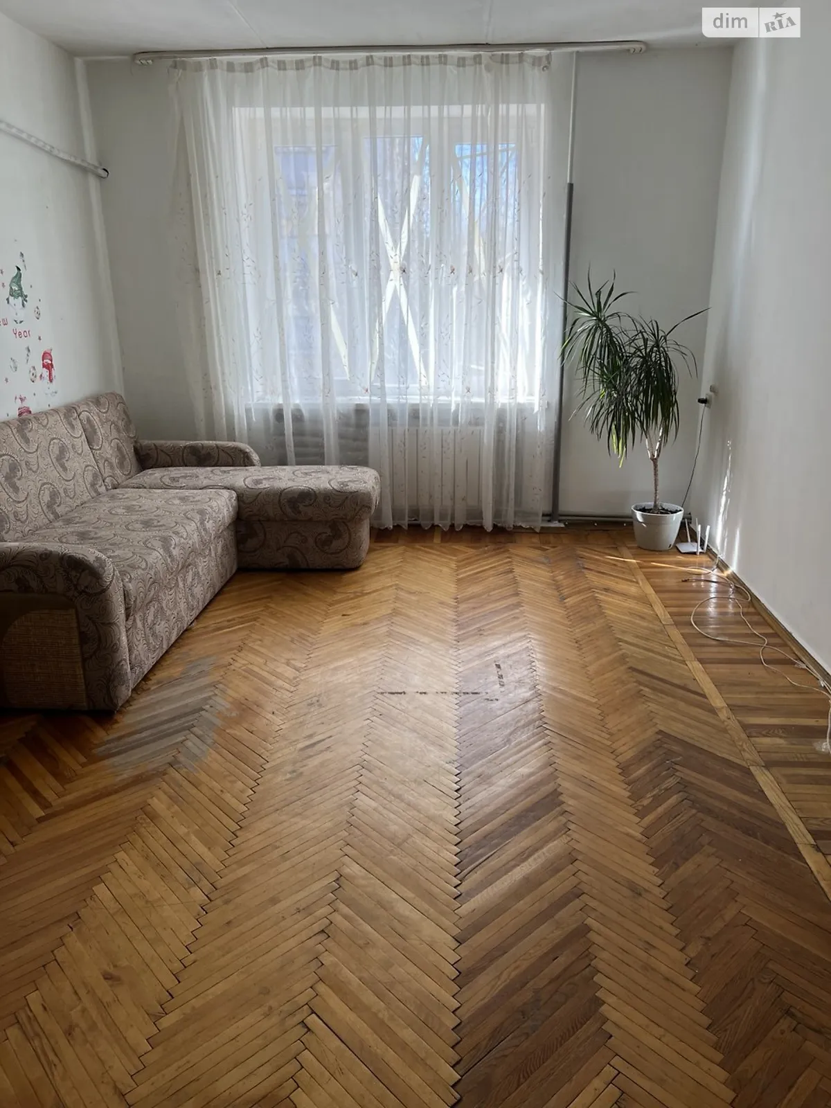 Продается 2-комнатная квартира 61 кв. м в Днепре, ул. Акинфиева Ивана(Фучика), 11 - фото 1