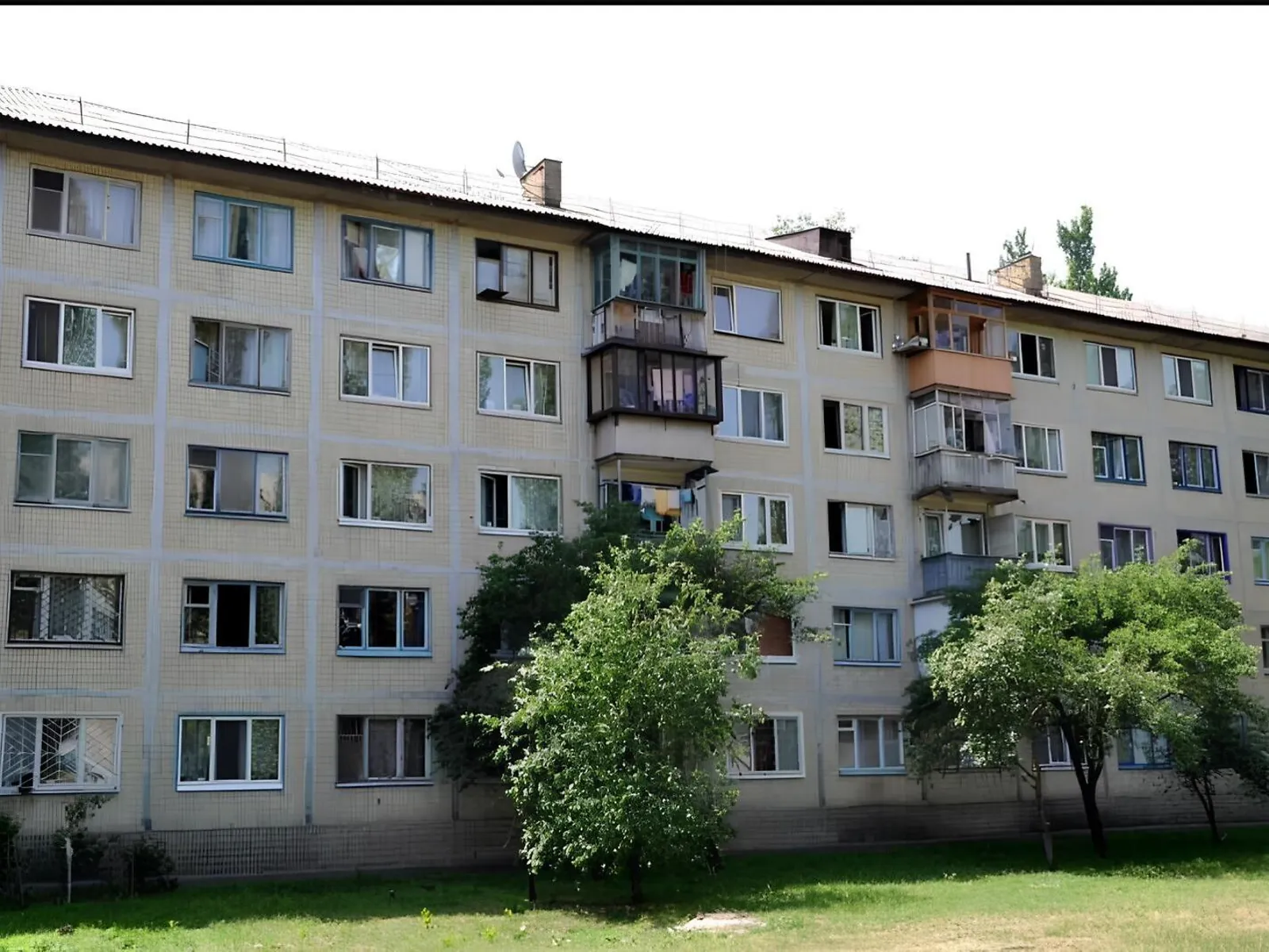 Продается 1-комнатная квартира 28.4 кв. м в Киеве, ул. Петра Запорожца, 9А - фото 1