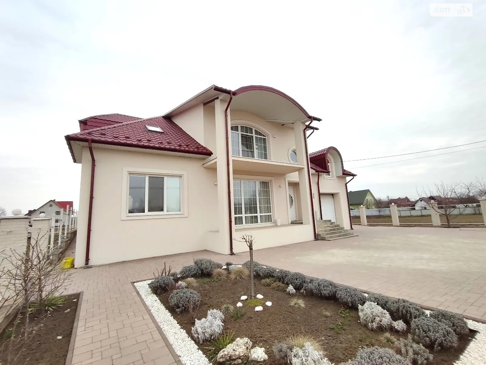 Продається будинок 2 поверховий 270 кв. м з подвалом, цена: 225000 $ - фото 1