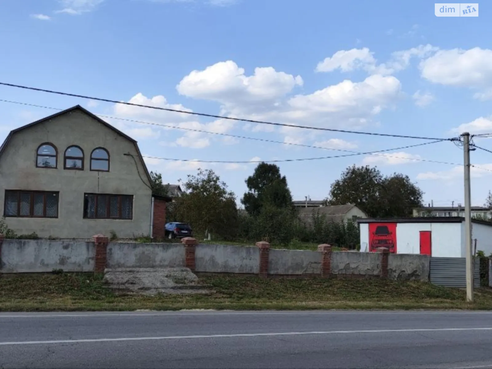 Продается дом на 2 этажа 46.9 кв. м с бассейном, цена: 29000 $ - фото 1