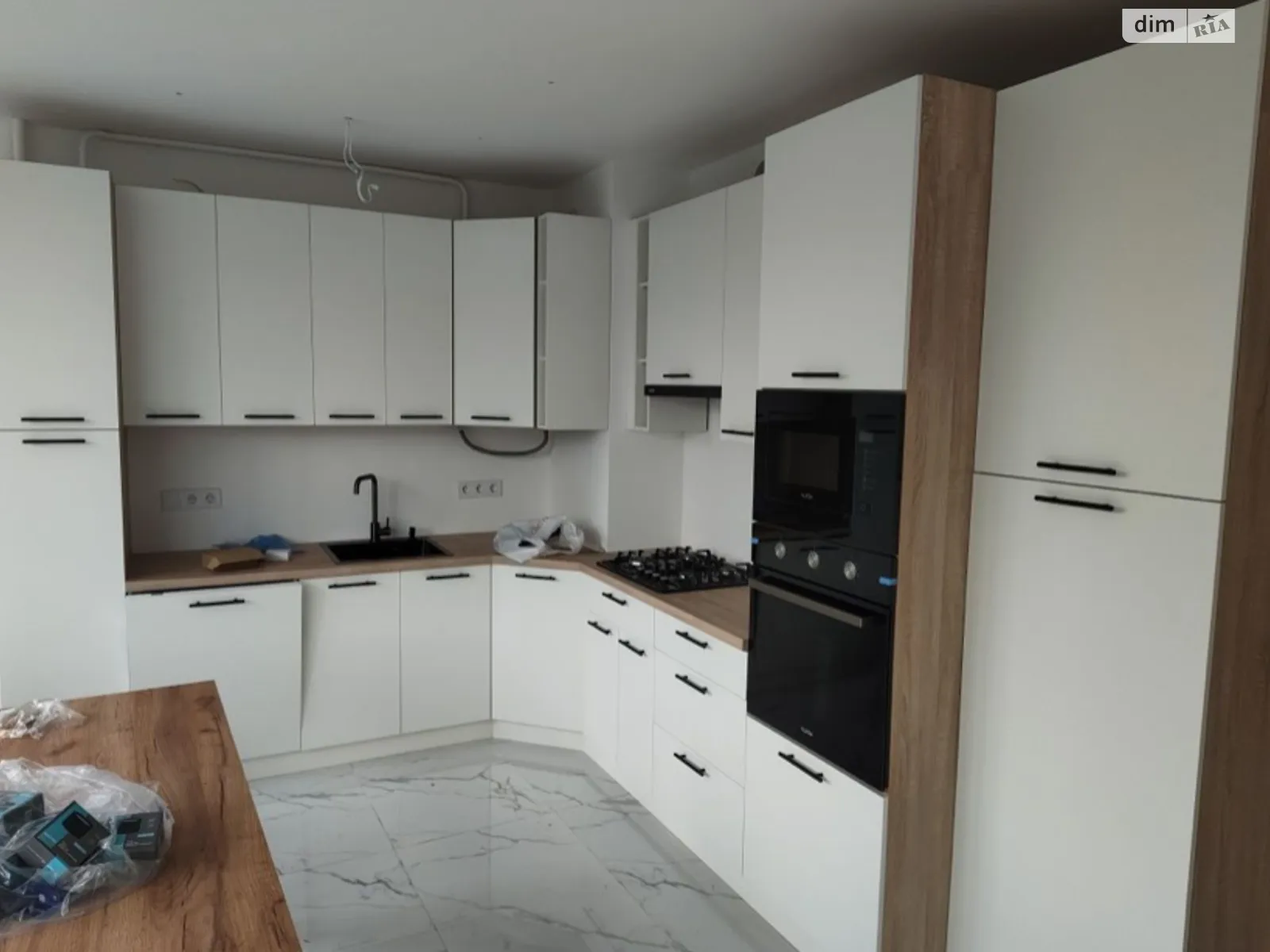 Продается 2-комнатная квартира 71 кв. м в Львове, ул. Выговского Ивана, 29Б - фото 1