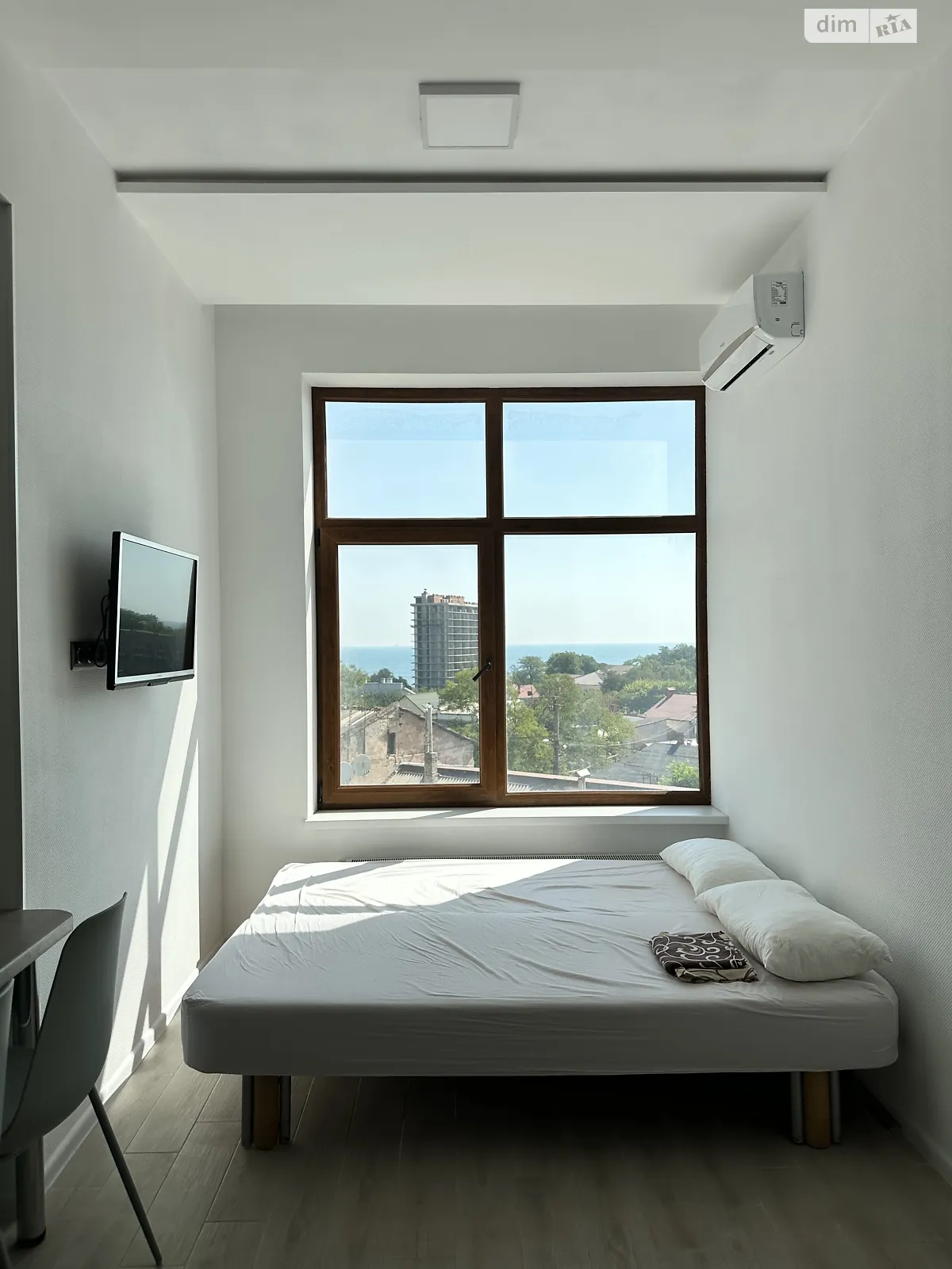 Сдается в аренду 2-комнатная квартира в Одессе, ул. Долгая, 1А - фото 1