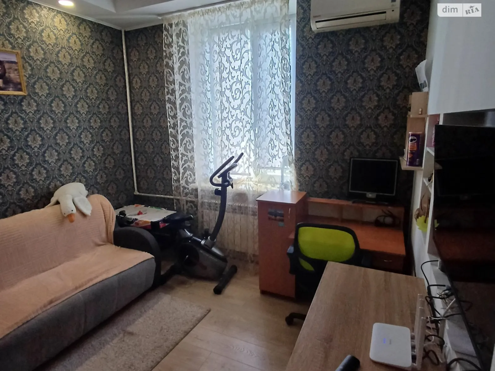 Продается 3-комнатная квартира 79.6 кв. м в Днепре, ул. Яхненковская, 33 - фото 1