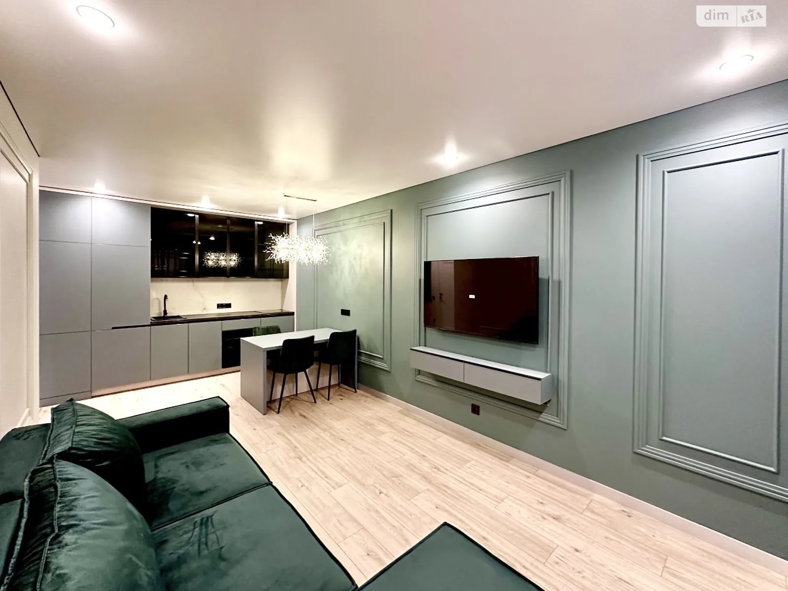 Продается 1-комнатная квартира 45 кв. м в Киеве, наб. Днепровская, 20А - фото 1