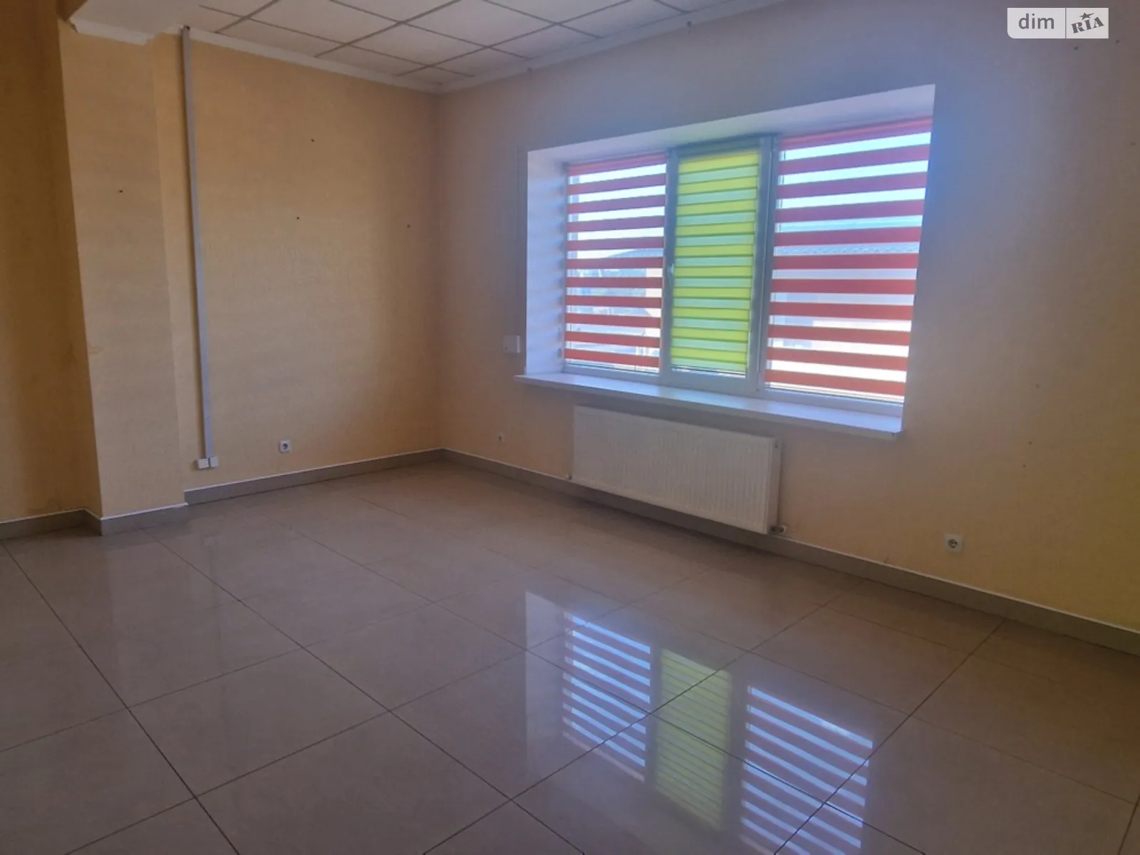 Сдается в аренду офис 180 кв. м в бизнес-центре, цена: 2700 $ - фото 1