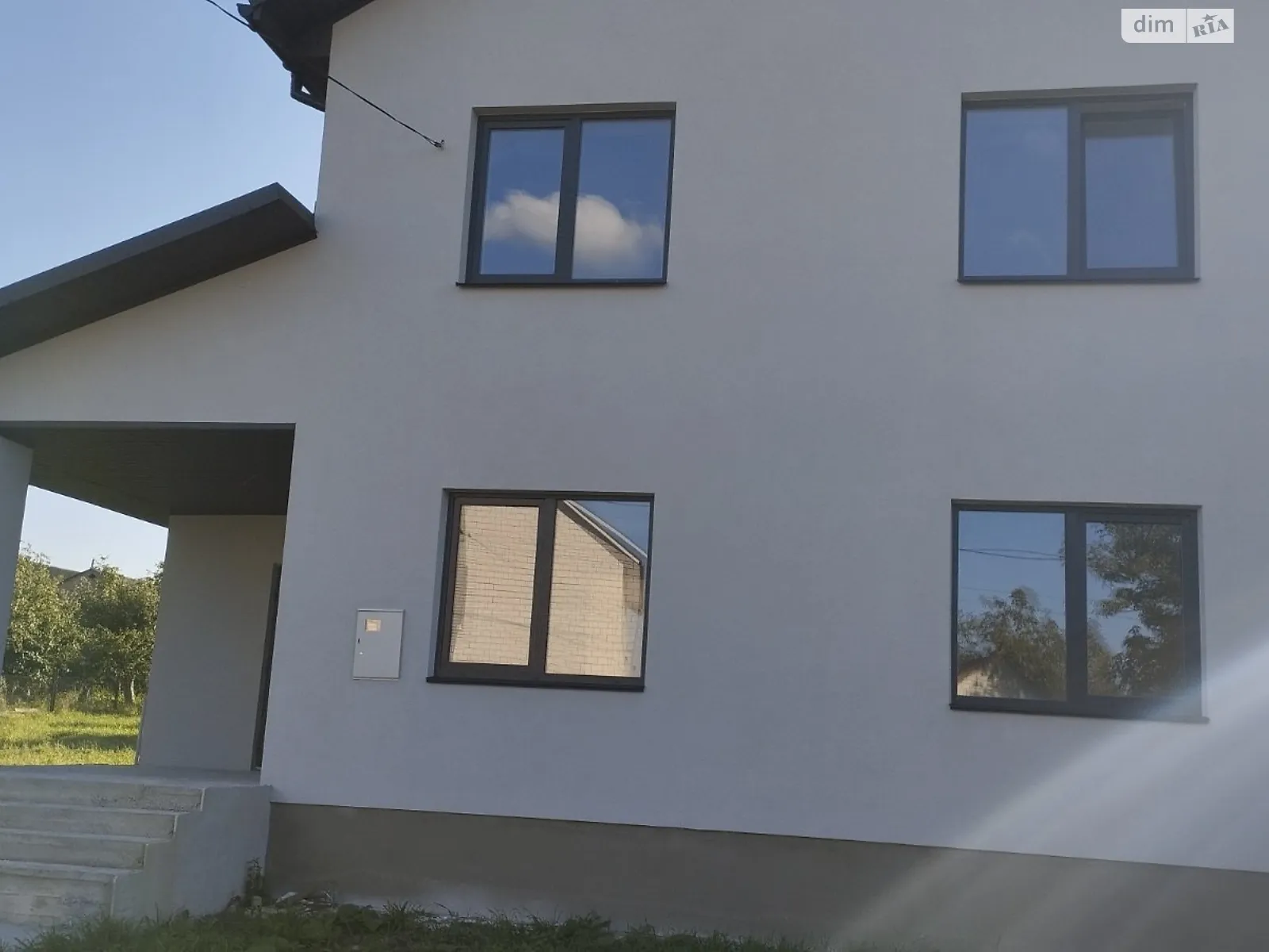 Продается дом на 2 этажа 145 кв. м с мебелью, цена: 140000 $ - фото 1