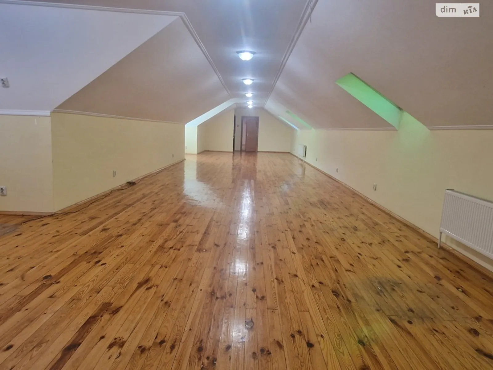 Сдается в аренду офис 530 кв. м в бизнес-центре, цена: 7900 $ - фото 1