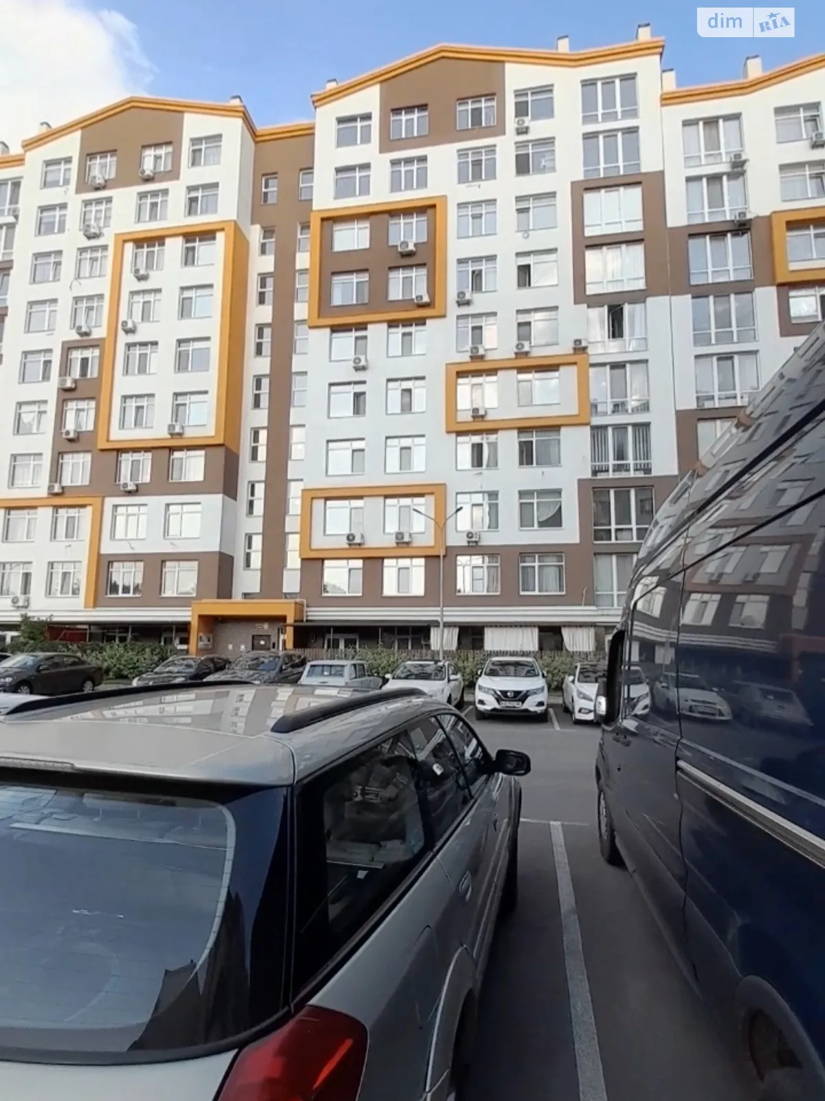 Продается 1-комнатная квартира 38 кв. м в Крюковщине, ул. Одесская, 27 - фото 1