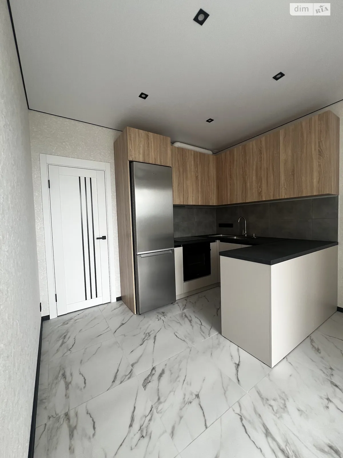 Продается 1-комнатная квартира 50.2 кв. м в Белой Церкви, ул. Шевченко, 103А - фото 1