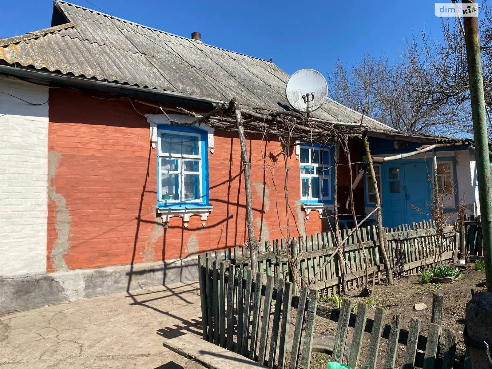 Продается одноэтажный дом 58.4 кв. м с гаражом, цена: 180000 грн - фото 1