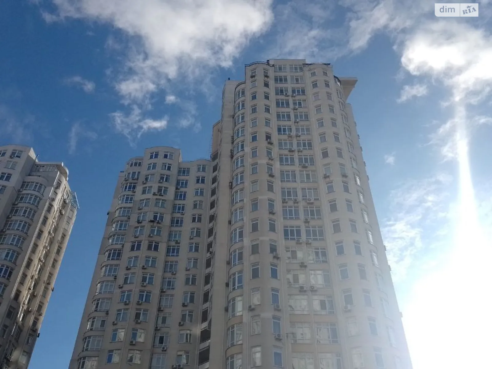 Продается 2-комнатная квартира 114 кв. м в Одессе, бул. Французский - фото 1