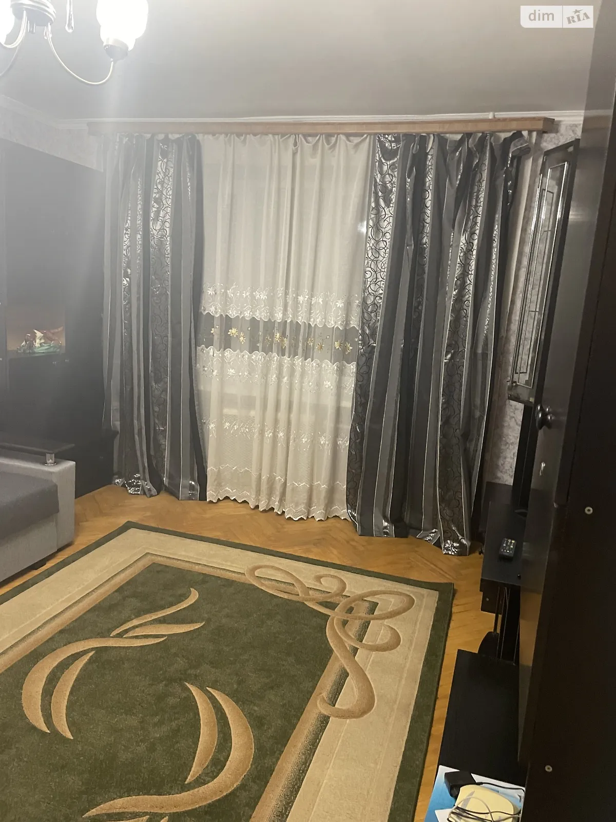 Сдается в аренду 1-комнатная квартира 36.3 кв. м в Львове, ул. Роксоляны, 65 - фото 1