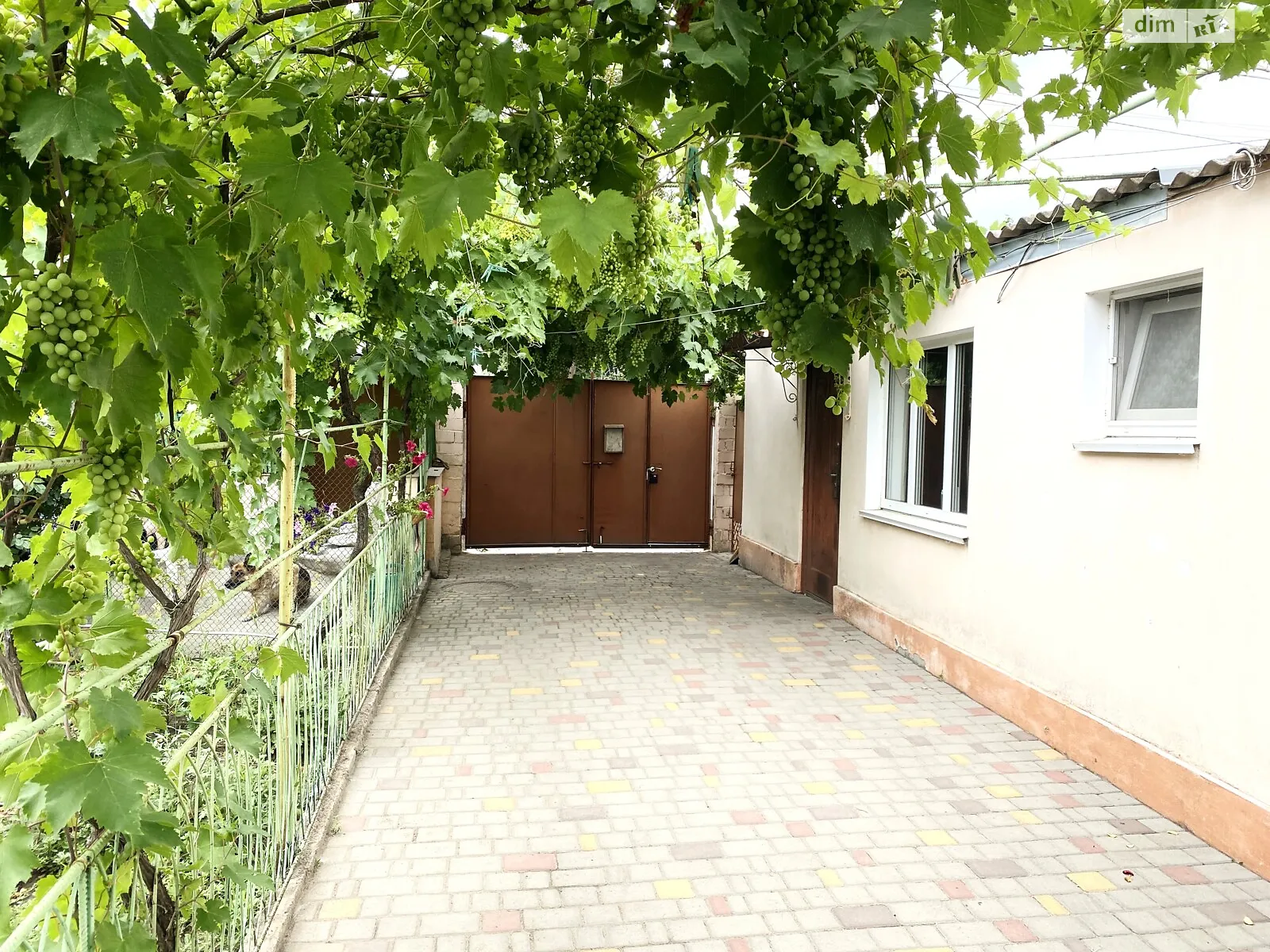 Продается одноэтажный дом 110 кв. м с бассейном, цена: 57500 $ - фото 1
