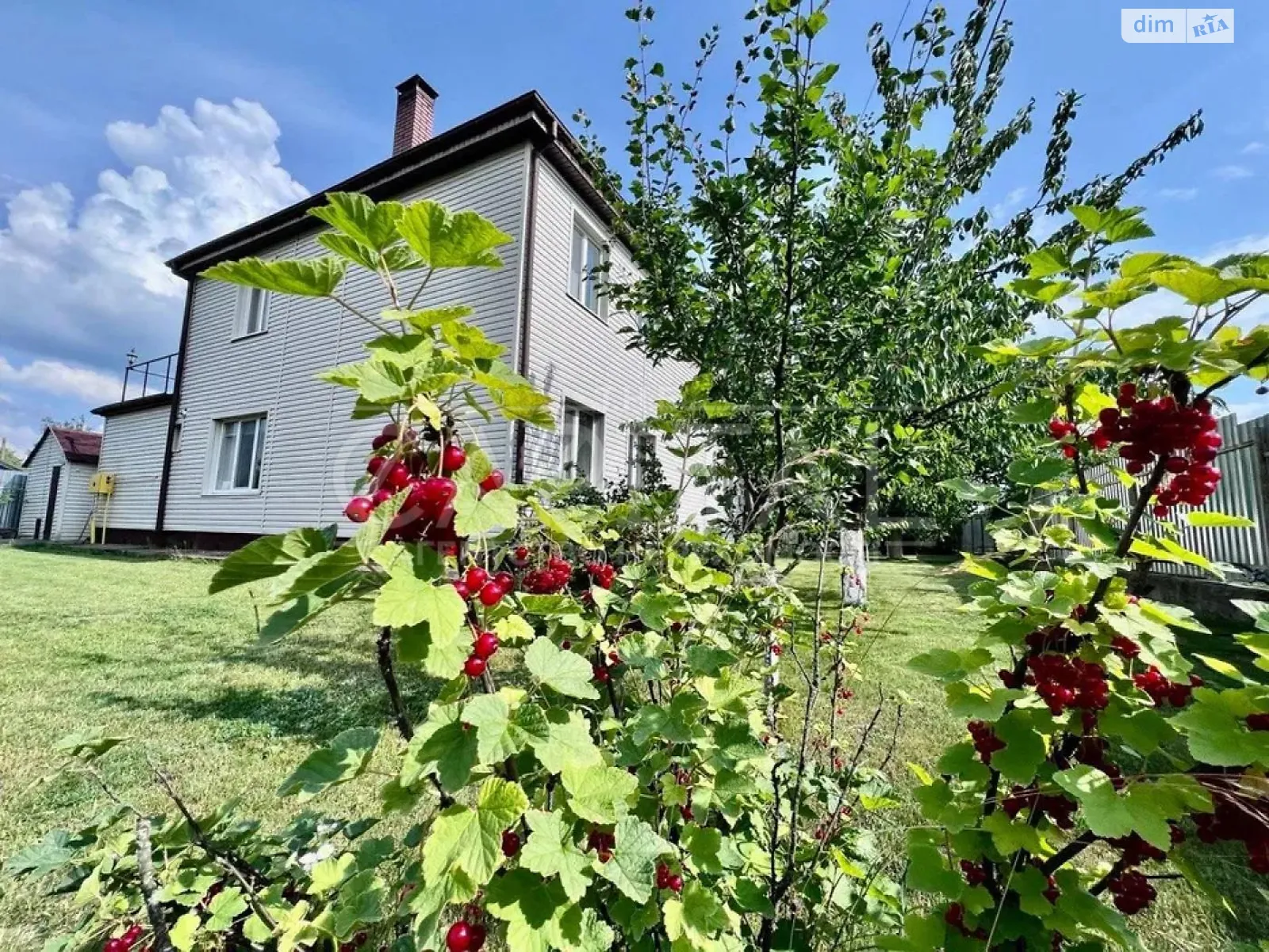 Продается дом на 2 этажа 187 кв. м с террасой, цена: 165000 $ - фото 1