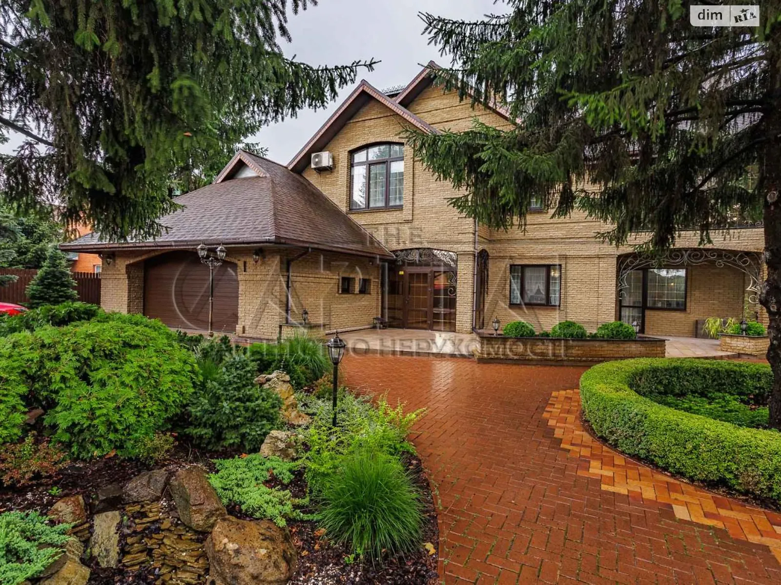 Продается дом на 3 этажа 600 кв. м с мебелью, цена: 1150000 $ - фото 1
