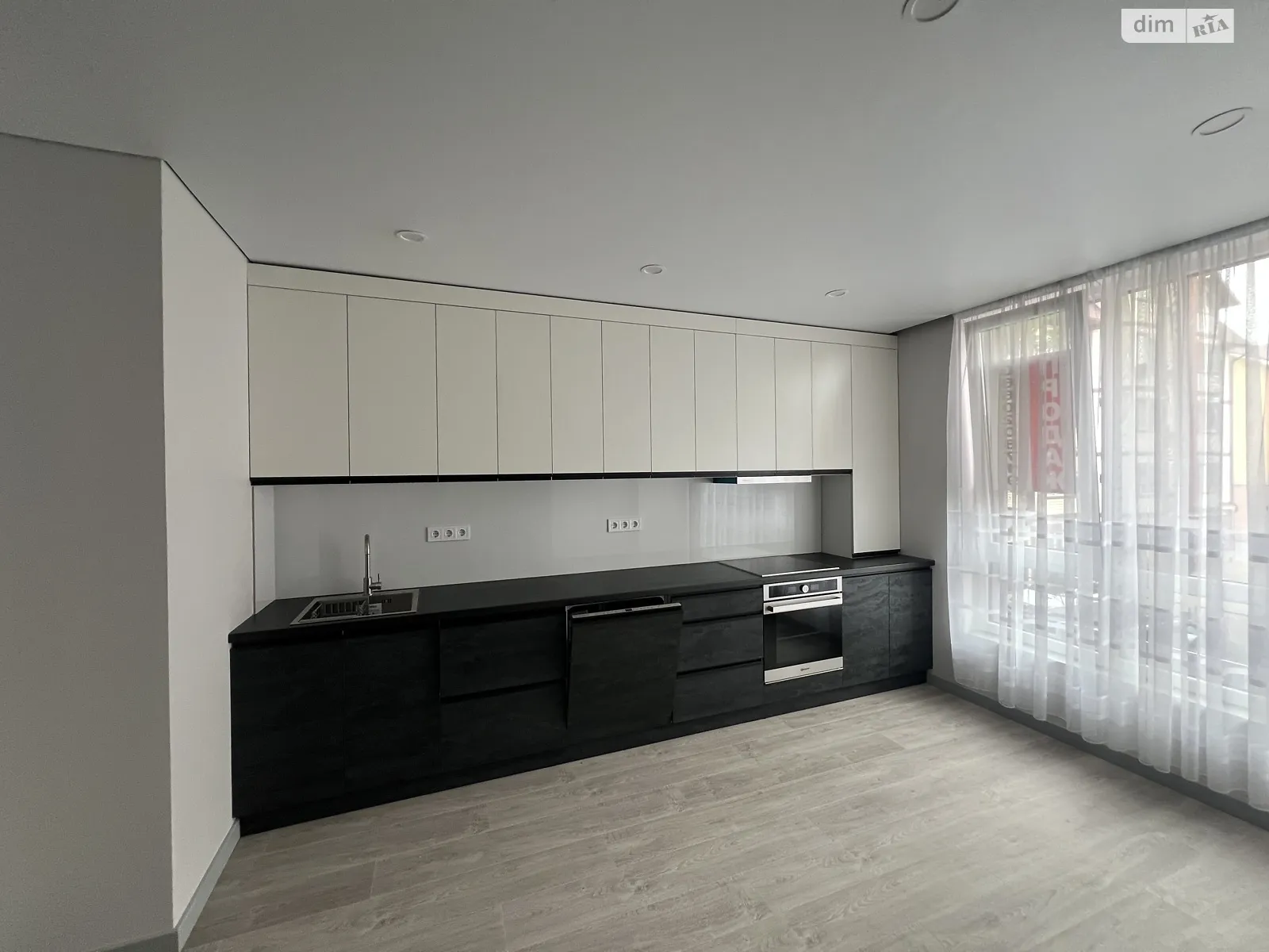 Продается 1-комнатная квартира 43 кв. м в Ивано-Франковске, ул. Вовчинецька - фото 1