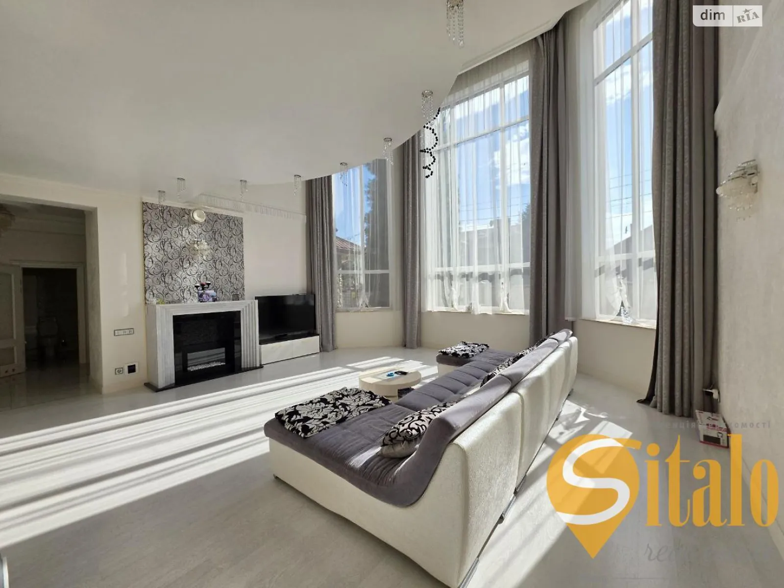 Продается дом на 3 этажа 337.5 кв. м с верандой, цена: 470000 $ - фото 1