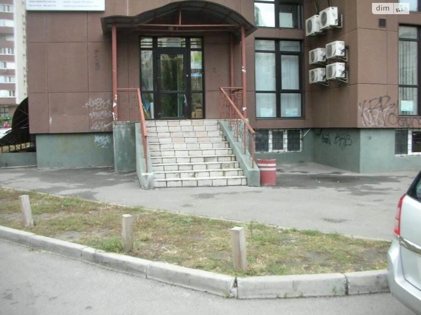 Продается помещения свободного назначения 181.3 кв. м в 24-этажном здании, цена: 127400 $ - фото 1