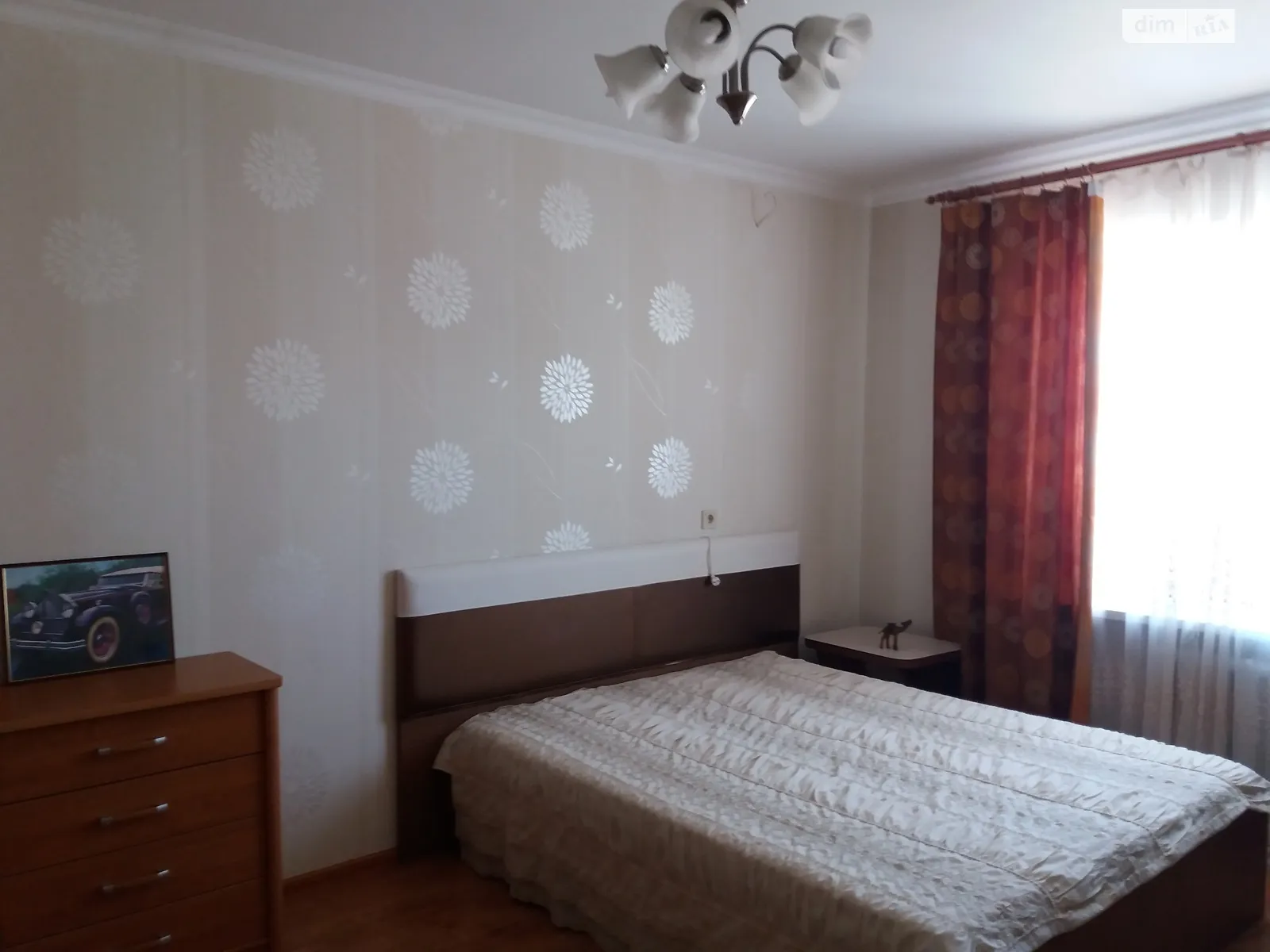 Продається 1-кімнатна квартира 43 кв. м у Києві, вул. Олени Пчілки, 2Б - фото 1