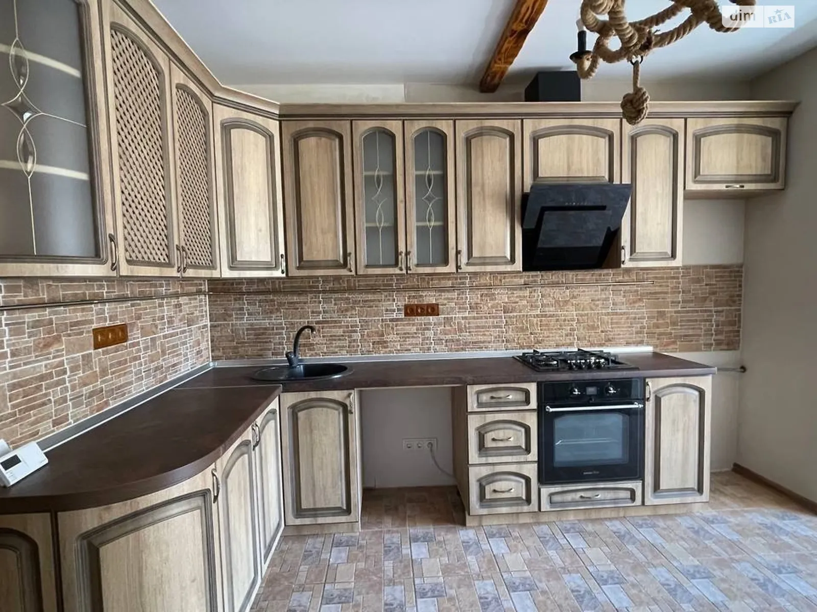 Продается 2-комнатная квартира 72.2 кв. м в Хмельницком, ул. Лесогриневецкая, 26/3 - фото 1