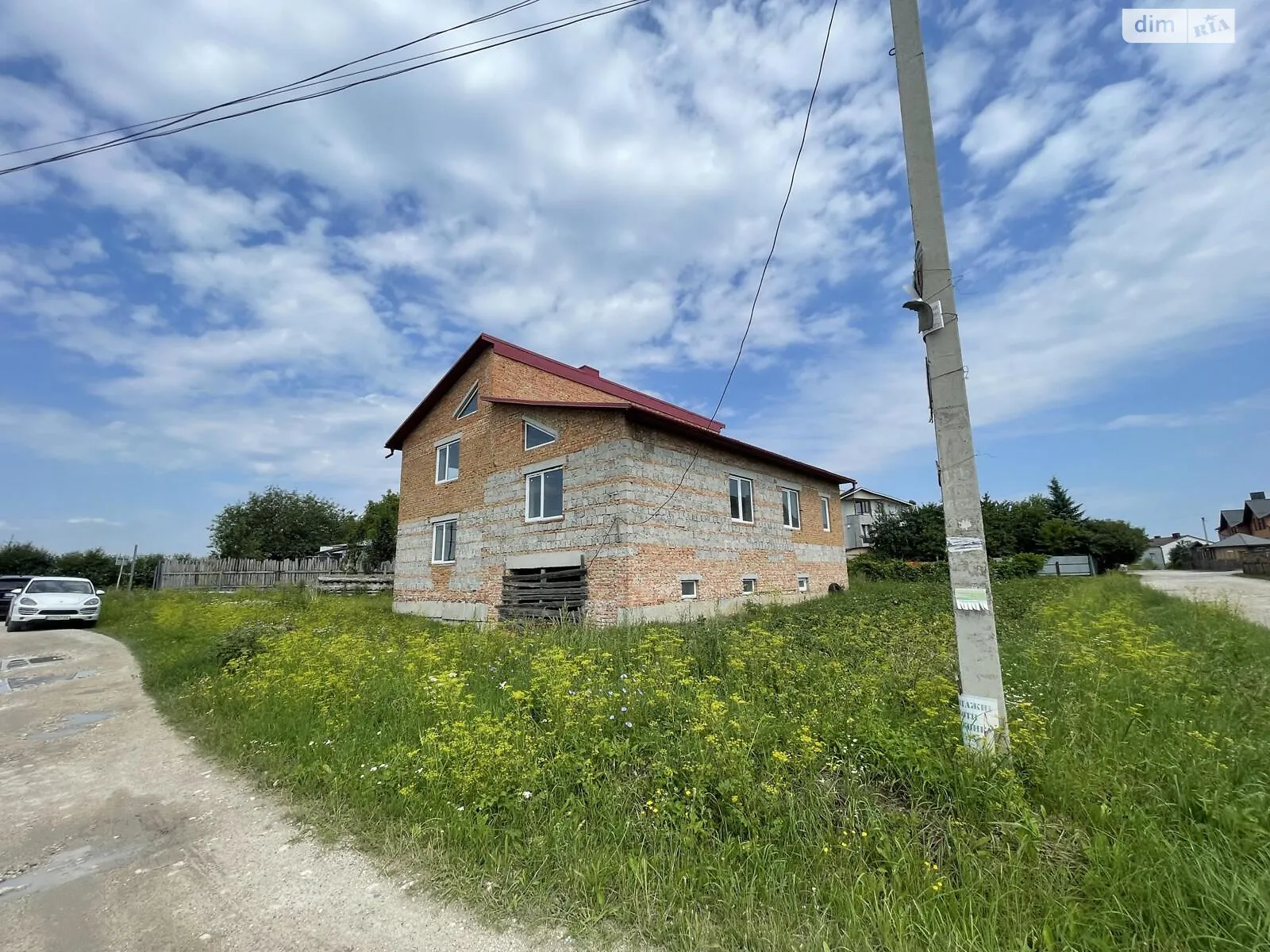 Продается дом на 2 этажа 380 кв. м с камином, цена: 60000 $ - фото 1