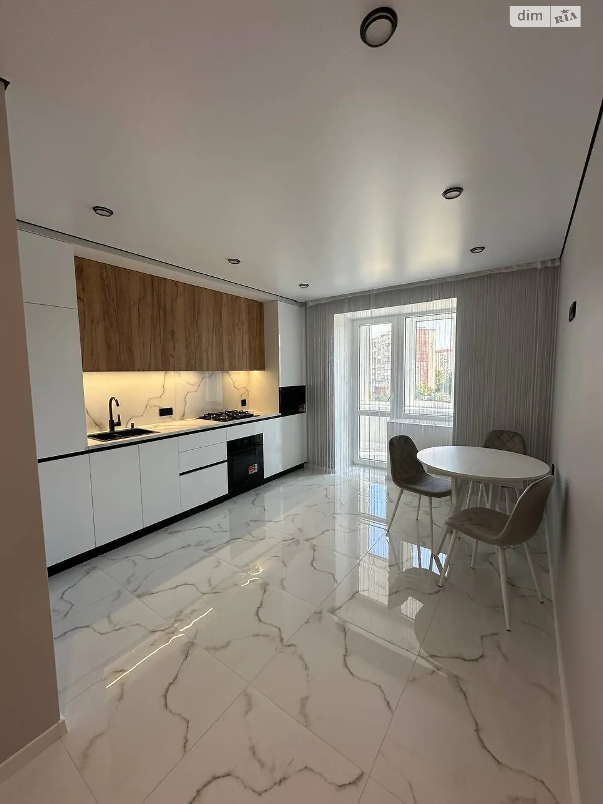 1-кімнатна квартира 47.3 кв. м у Тернополі, вул. Курбаса Леся - фото 1