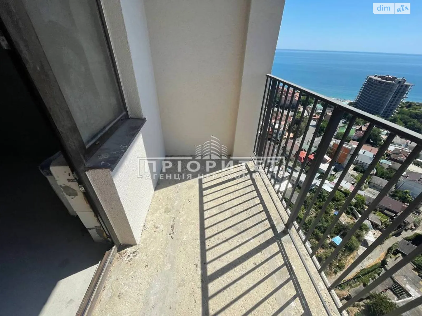 Продается 3-комнатная квартира 87.8 кв. м в Одессе, ул. Дача Ковалевского - фото 1