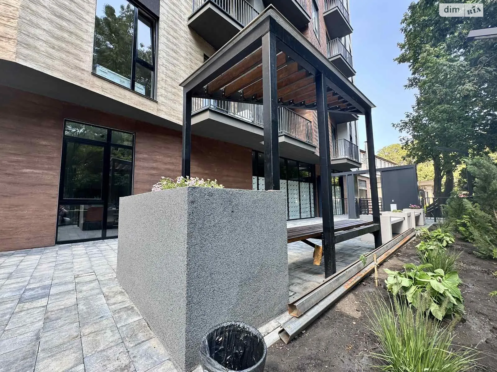 Продается 1-комнатная квартира 46 кв. м в Одессе, ул. Чубаевская - фото 1