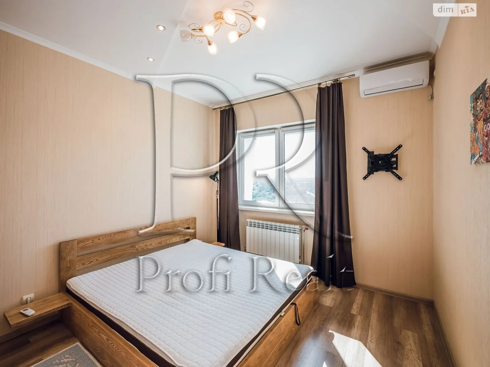 Продается 1-комнатная квартира 40.2 кв. м в Киеве, ул. Юрия Кондратюка, 3 - фото 1