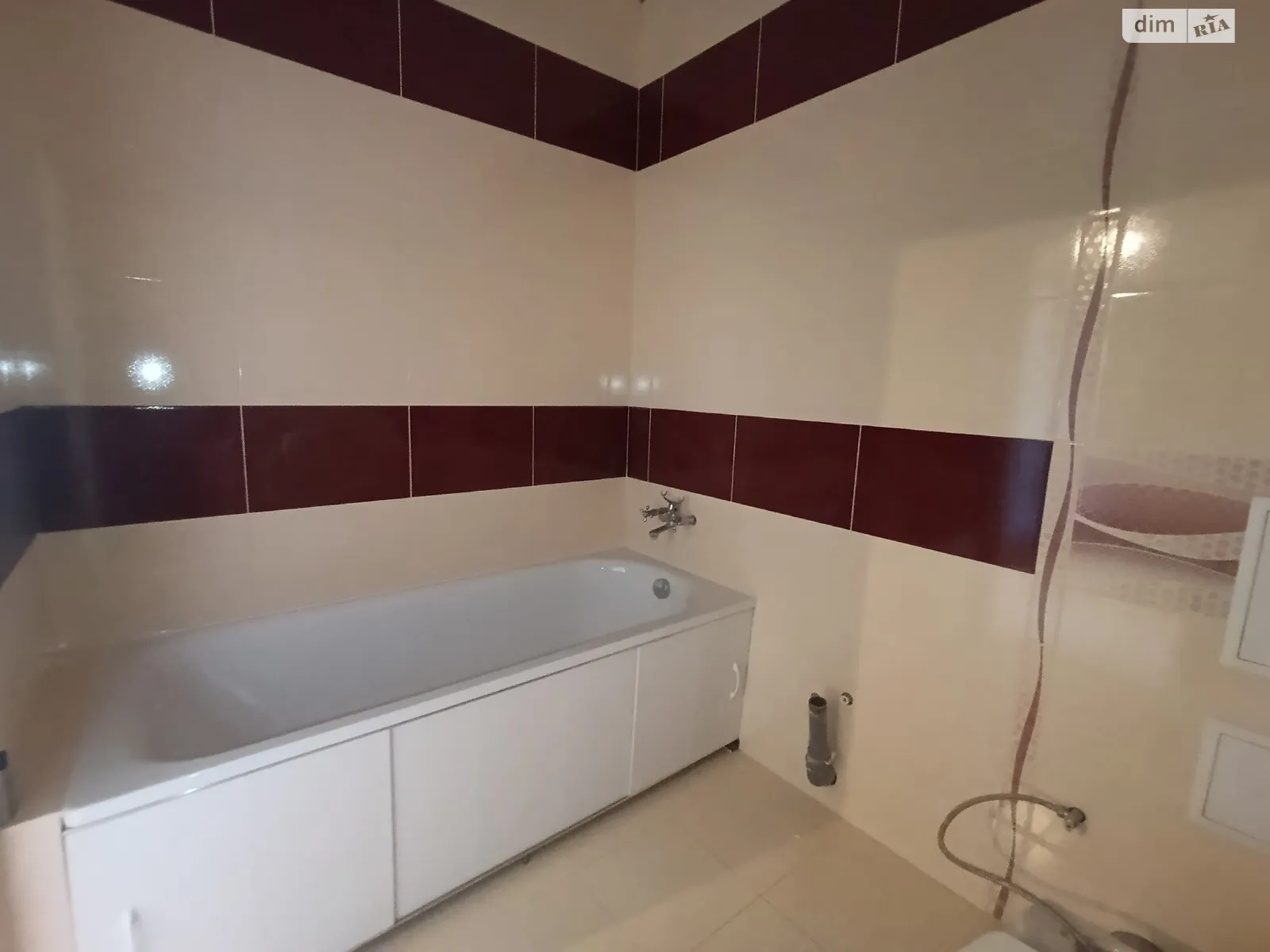 Продается 2-комнатная квартира 48 кв. м в Виннице, ул. Пирогова, 27 - фото 1