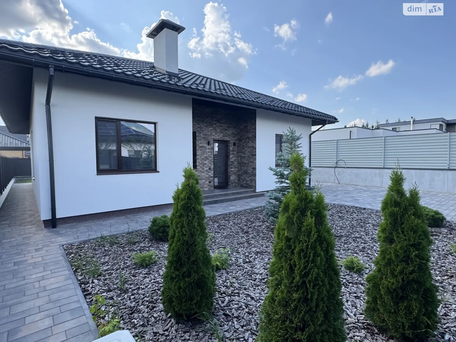 Продается одноэтажный дом 110 кв. м с подвалом, цена: 190000 $ - фото 1
