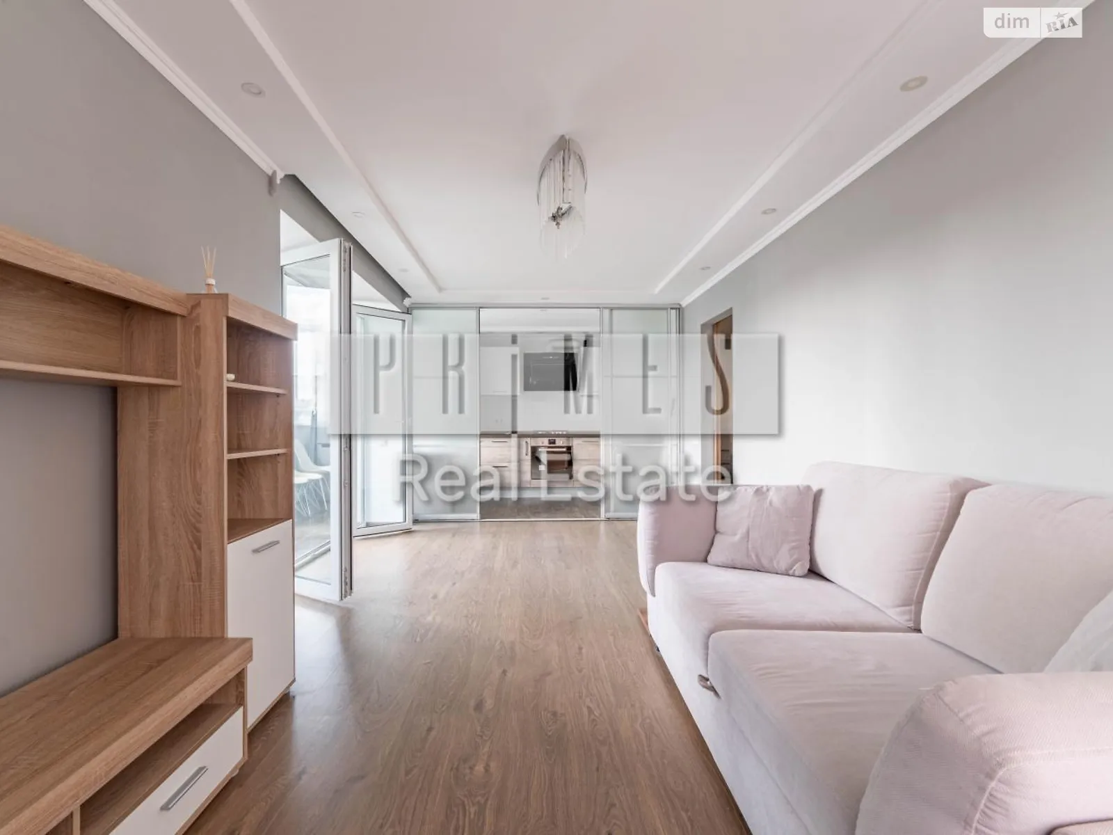 Продается 1-комнатная квартира 56 кв. м в Киеве, ул. Белорусская, 26 - фото 1