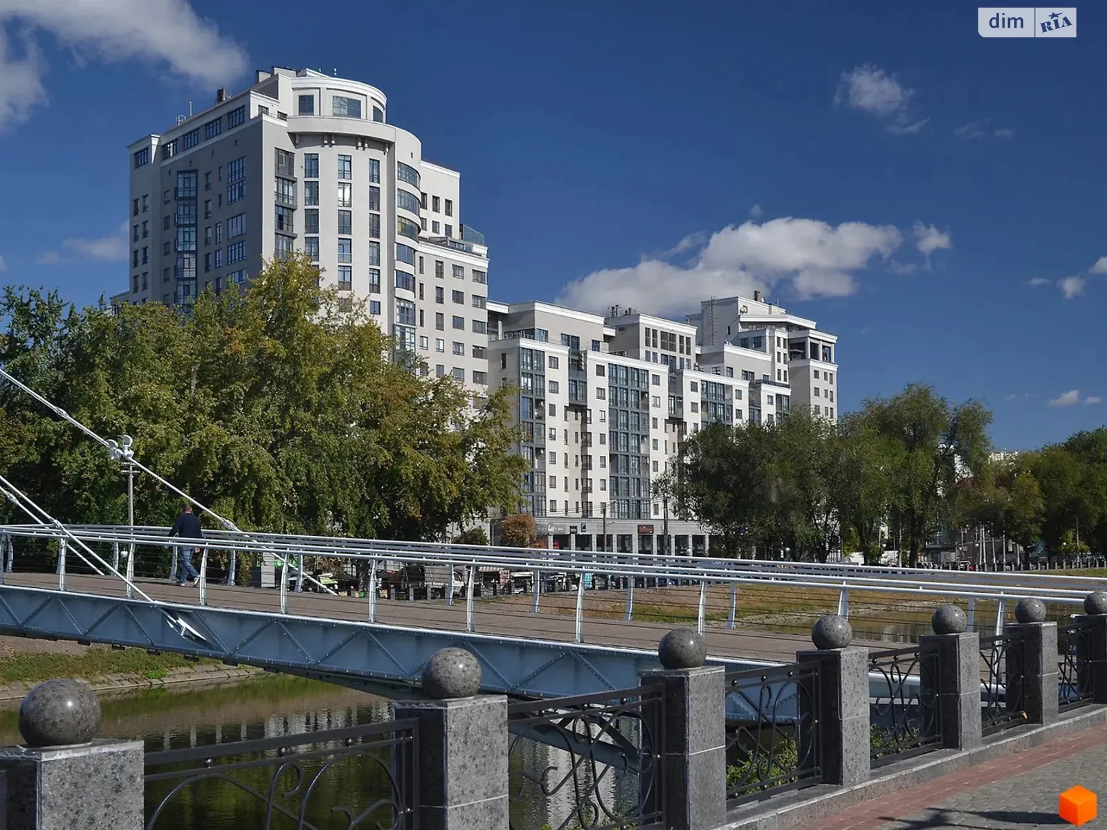 Продается 2-комнатная квартира 88 кв. м в Харькове, пер. Банный, 1 - фото 1